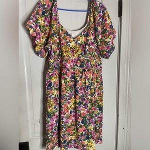 Floral puff sleeve dress